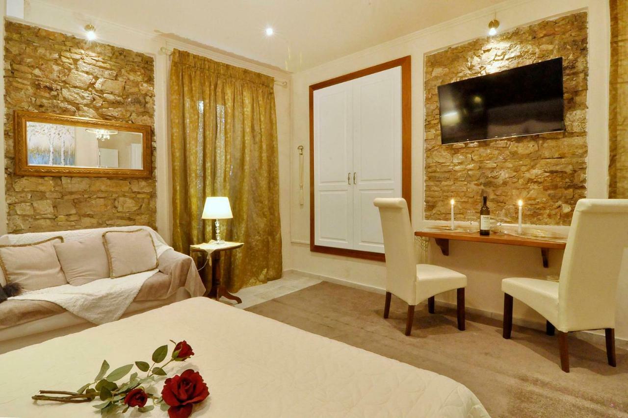 Venetian Suite Mitropolis By Konnect, Old Corfu Town Exterior photo
